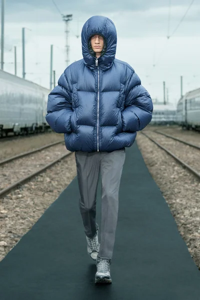 Look 31